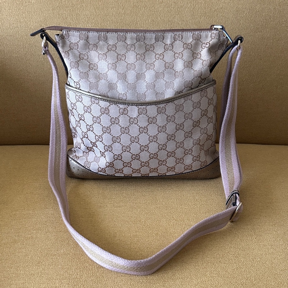 Gucci GG Beige Women’s Canvas Crossbody Bag